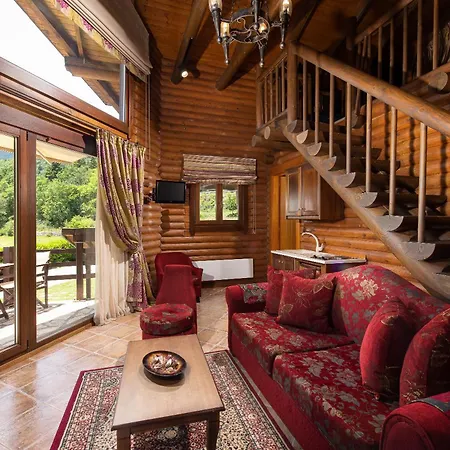 Natura Chalet